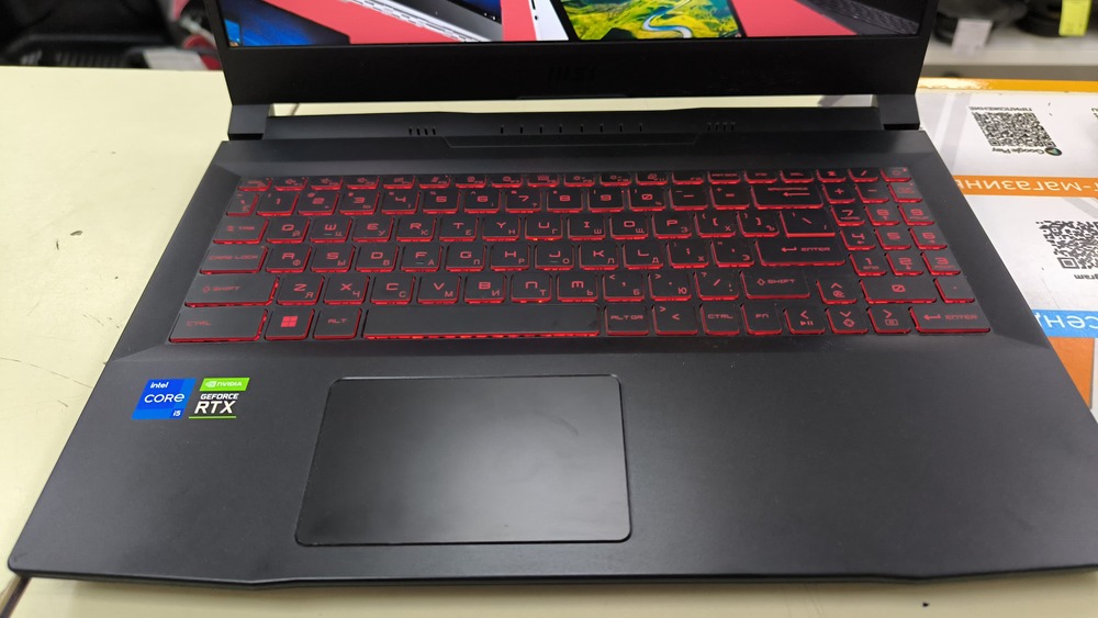 Ноутбук MSI;  Core I5-11400H, GeForce RTX 3060, 16 Гб, 512 GB, Нет