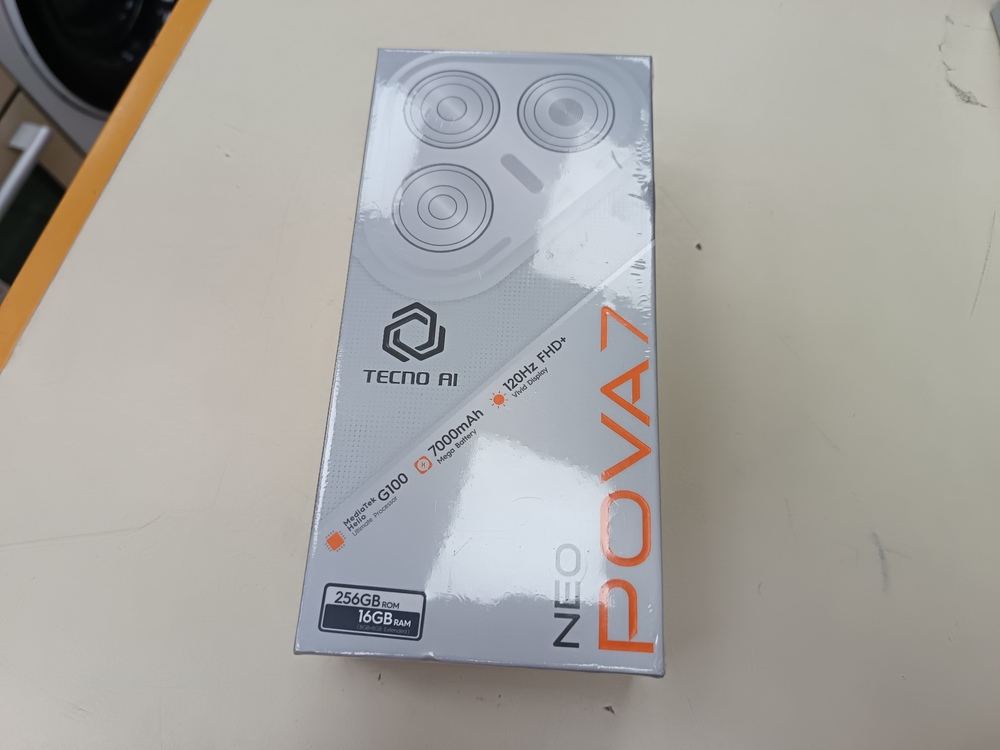 Смартфон Tecno Pova 7 Neo 8/256