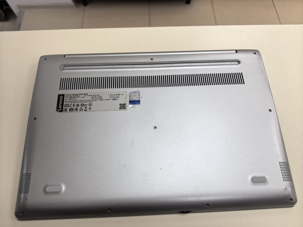 Ноутбук Lenovo; Core i3-8130U, Intel UHD Graphics 605, 6 Гб, 250 Гб, 1 Tb