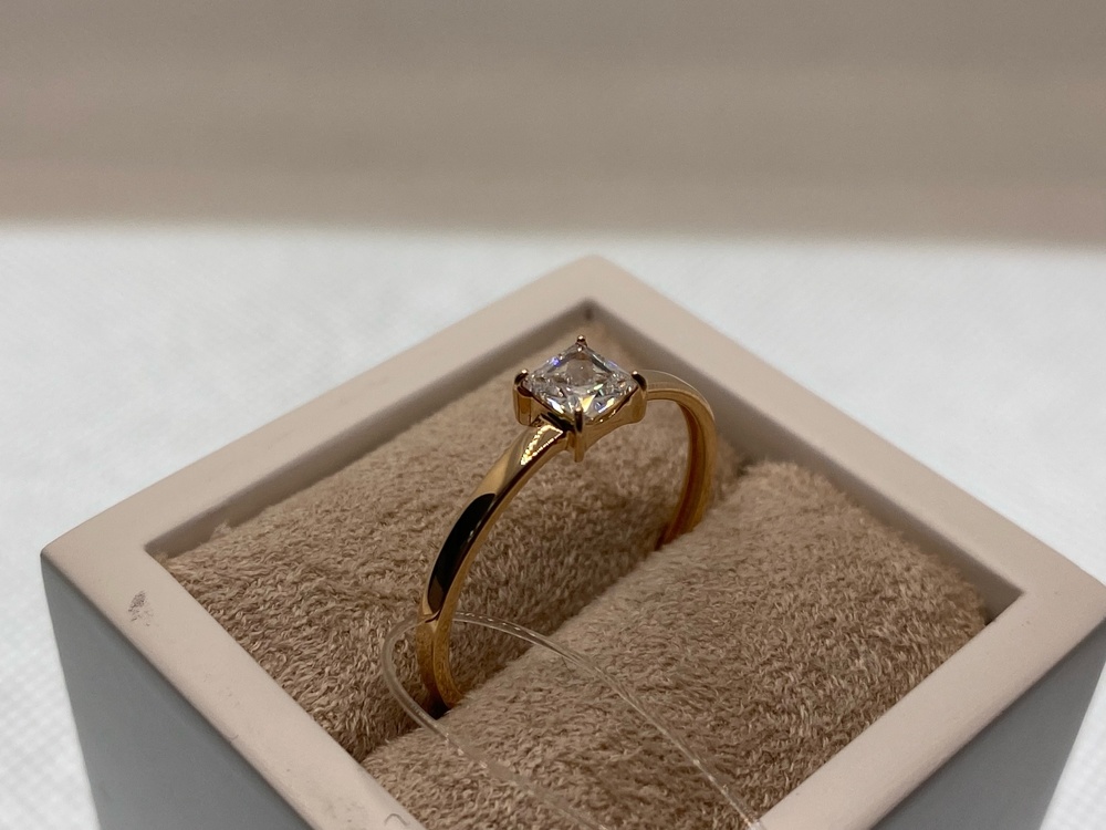 КОЛЬЦО С КАМНЕМ (Au 585)