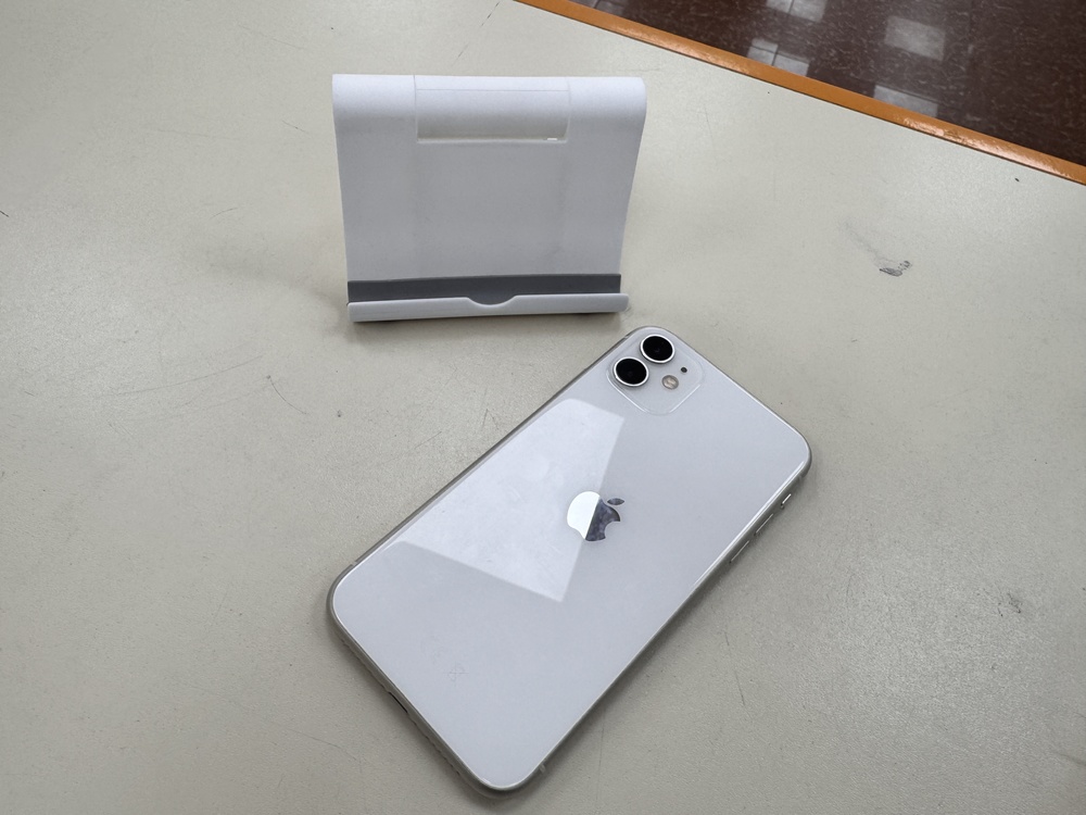 Смартфон Apple iPhone 11 128Gb