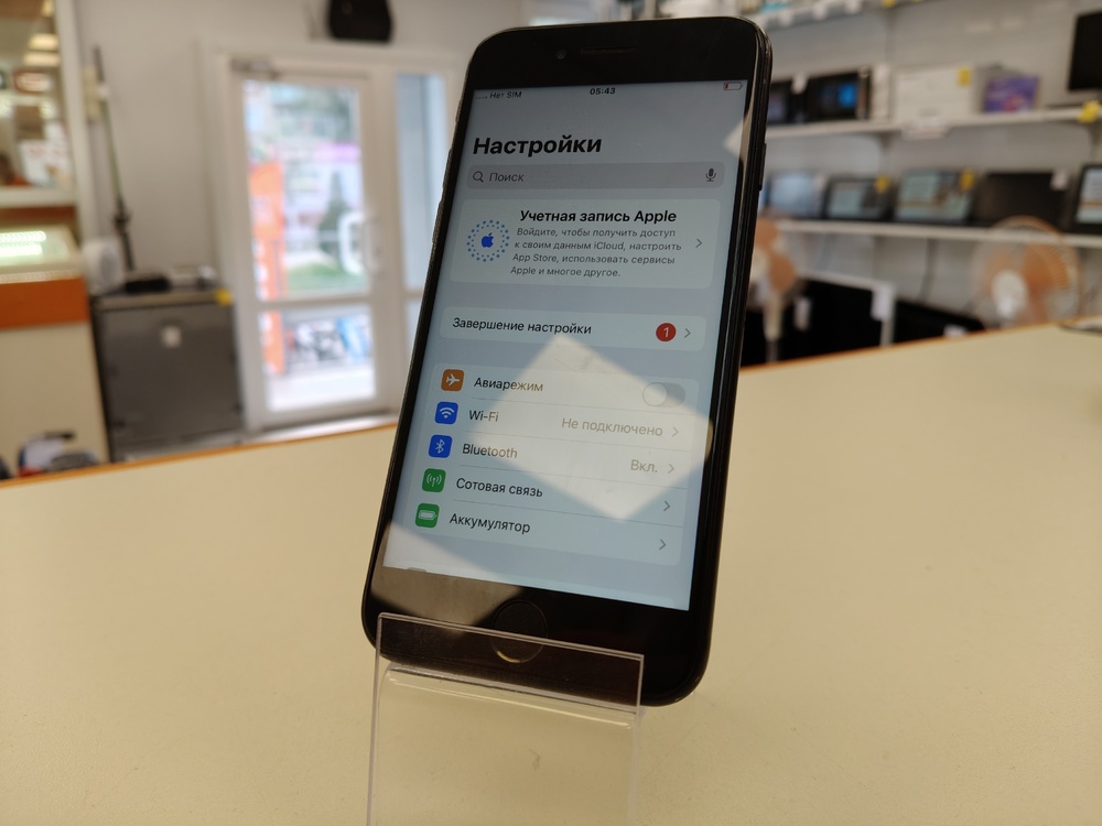 Смартфон Apple iPhone SE 2020 128Gb