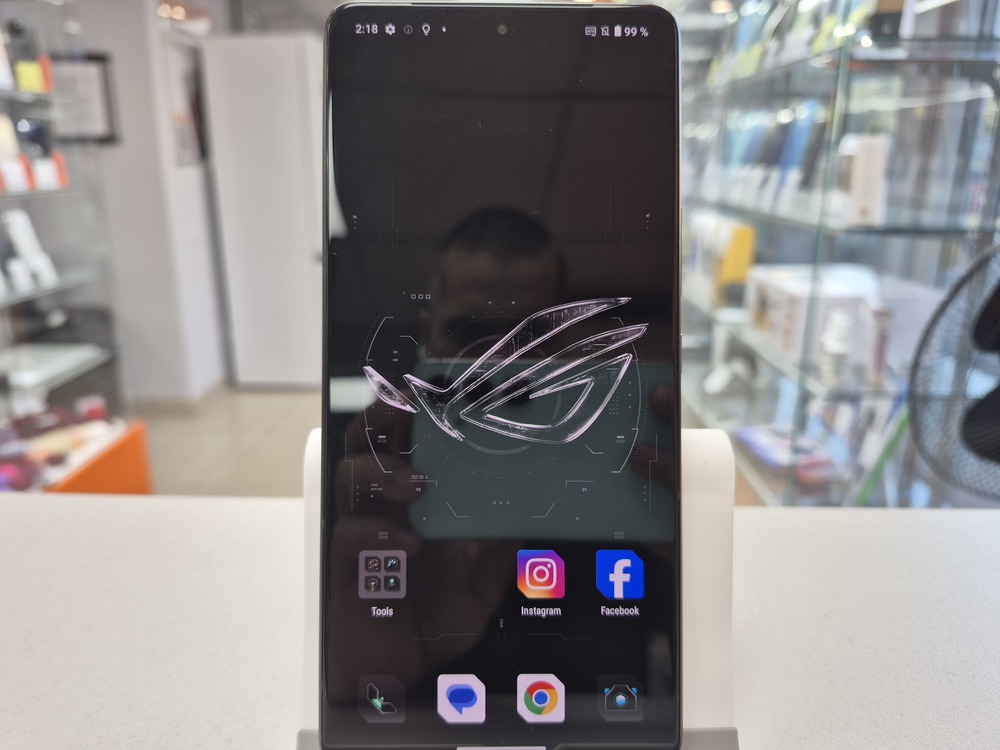 Смартфон Asus Rog 8 12/256