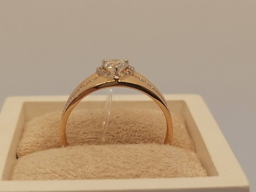 012166 КОЛЬЦО С КАМНЯМИ (Au 585)