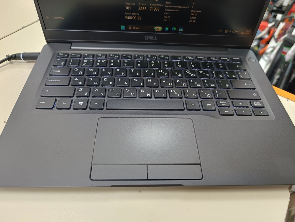 Ноутбук DELL; Core i5-8365U, Intel HD Graphics 620, 8 Гб, 256 Гб, Нет