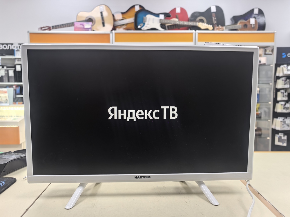 LED Телевизор Hartens HTY-22FHD06W-HC22