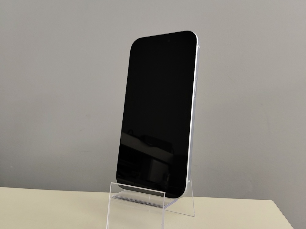 Смартфон Apple Iphone 15 128Gb