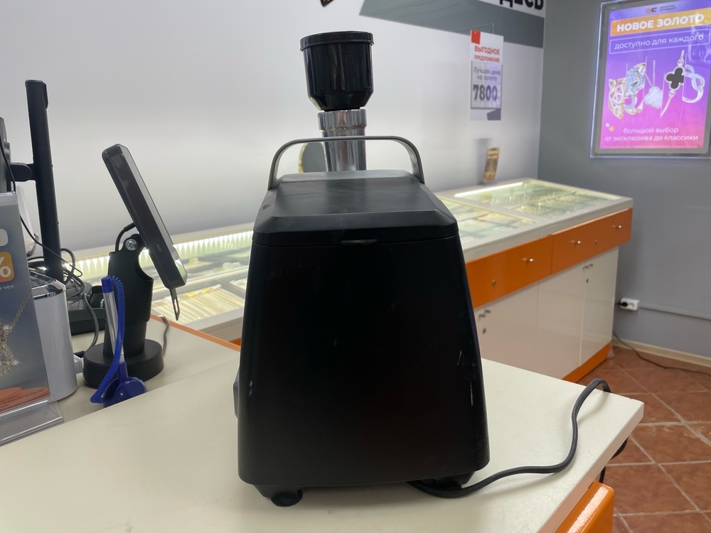 Мясорубка Bosch CNFW8