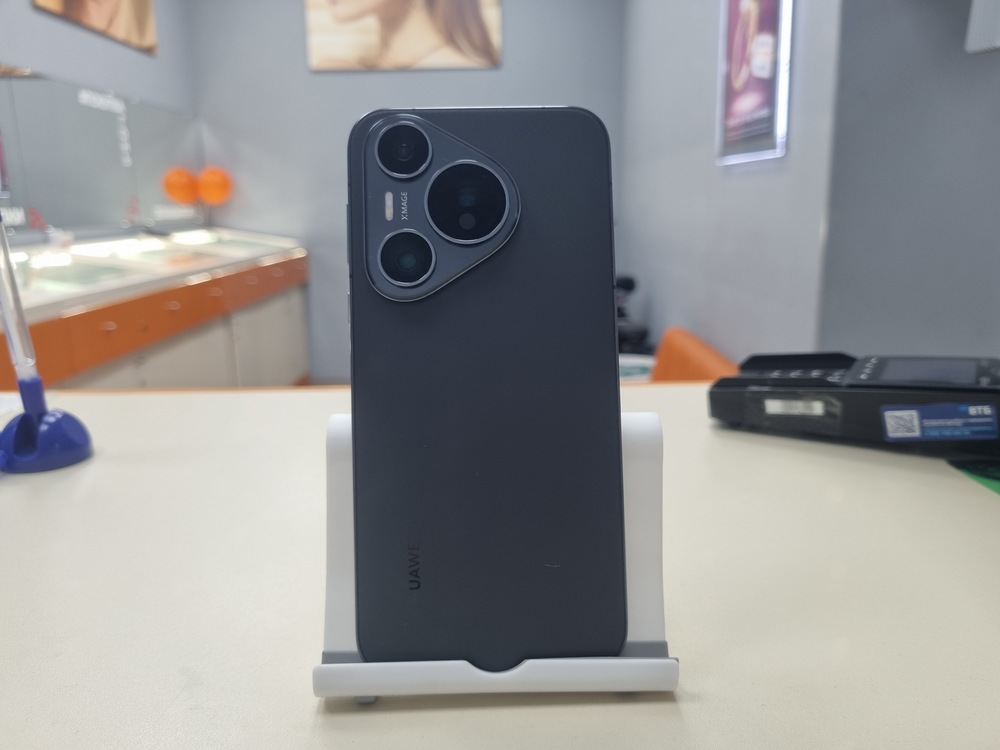 Смартфон Huawei Pura 70 12/256