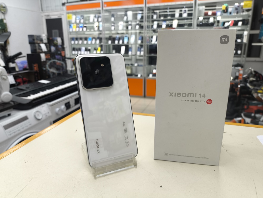 Смартфон Xiaomi 14 12/512Gb