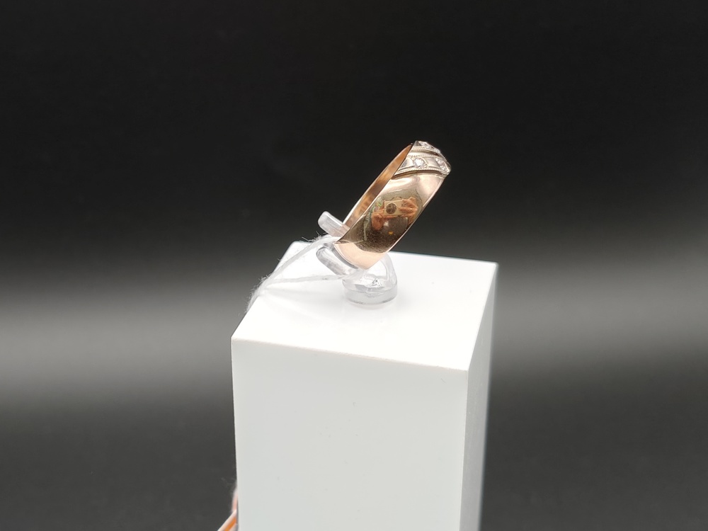 КОЛКМИ583 КОЛЬЦО С КАМНЯМИ (Au 583)