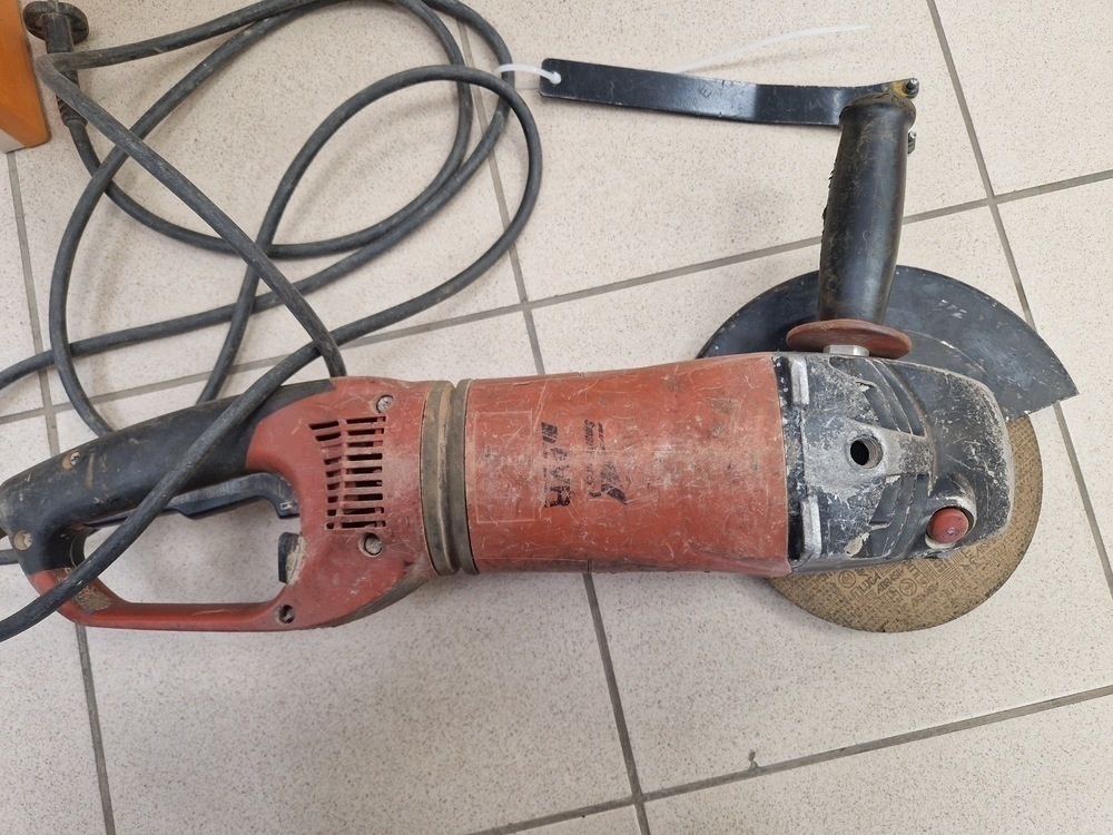 УШМ (Болгарки) Hilti DAG-230D;