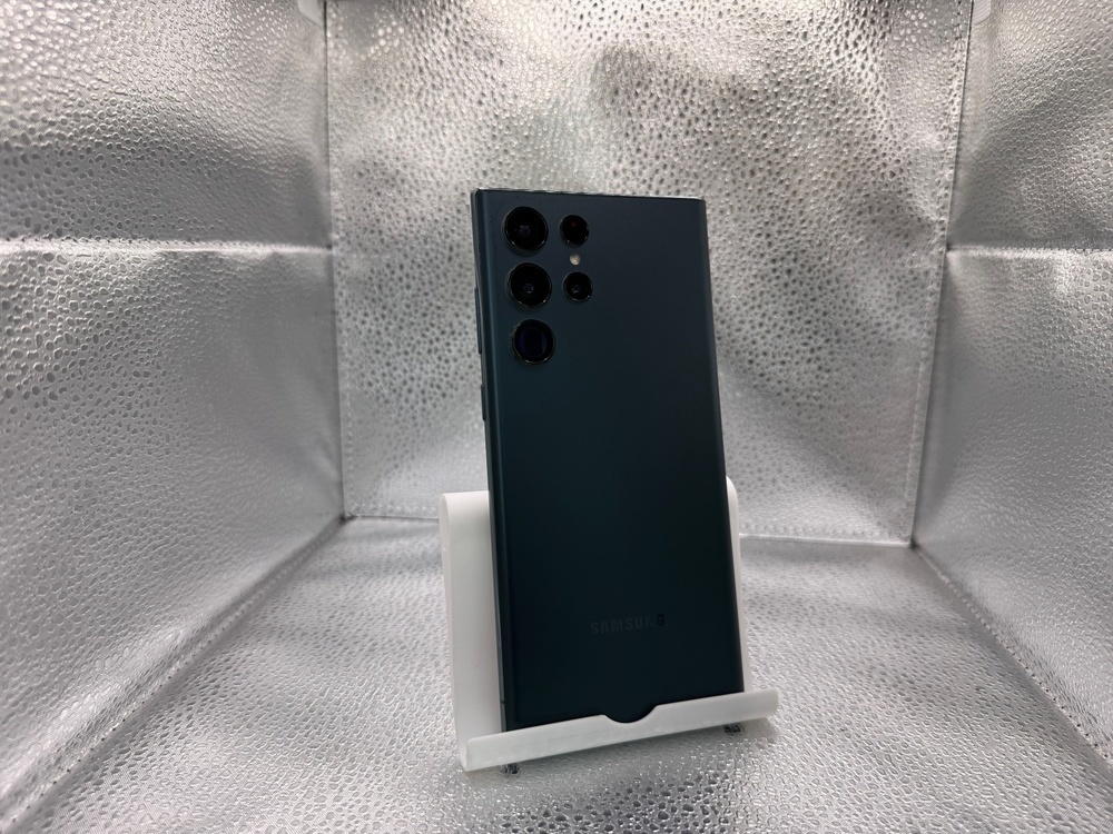 Смартфон Samsung Galaxy S22 Ultra 8/128