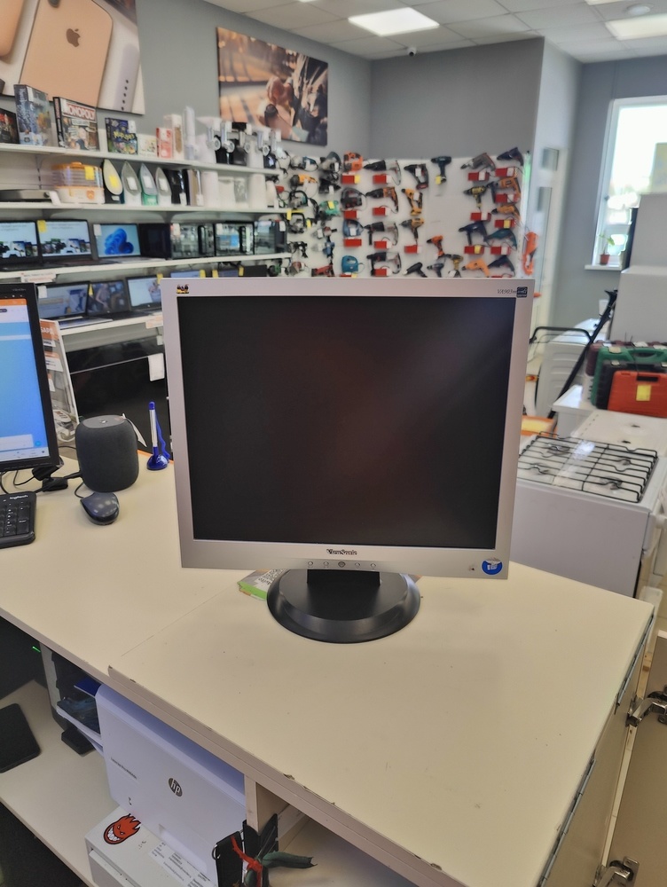 Монитор Viewsonic VA903M