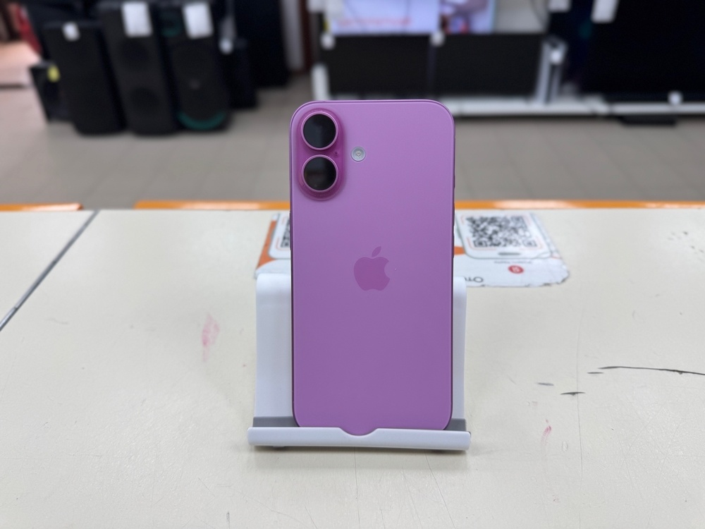 Смартфон Apple Iphone 16 128Gb