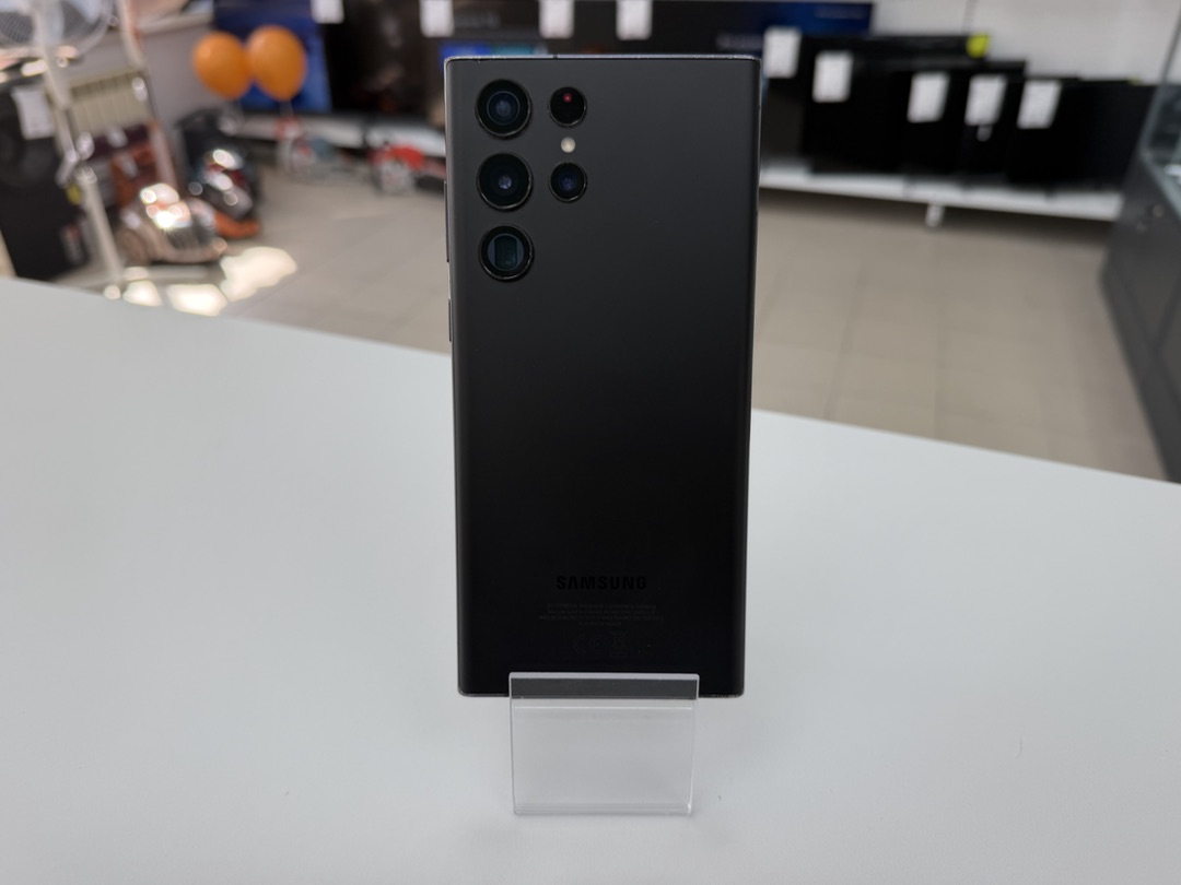 Смартфон Samsung Galaxy S22 Ultra 8/128