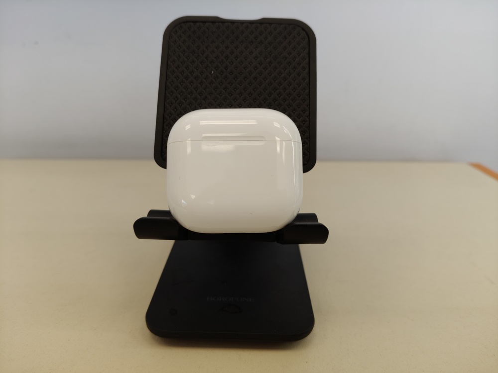 Наушники беспроводные Apple Airpods 4