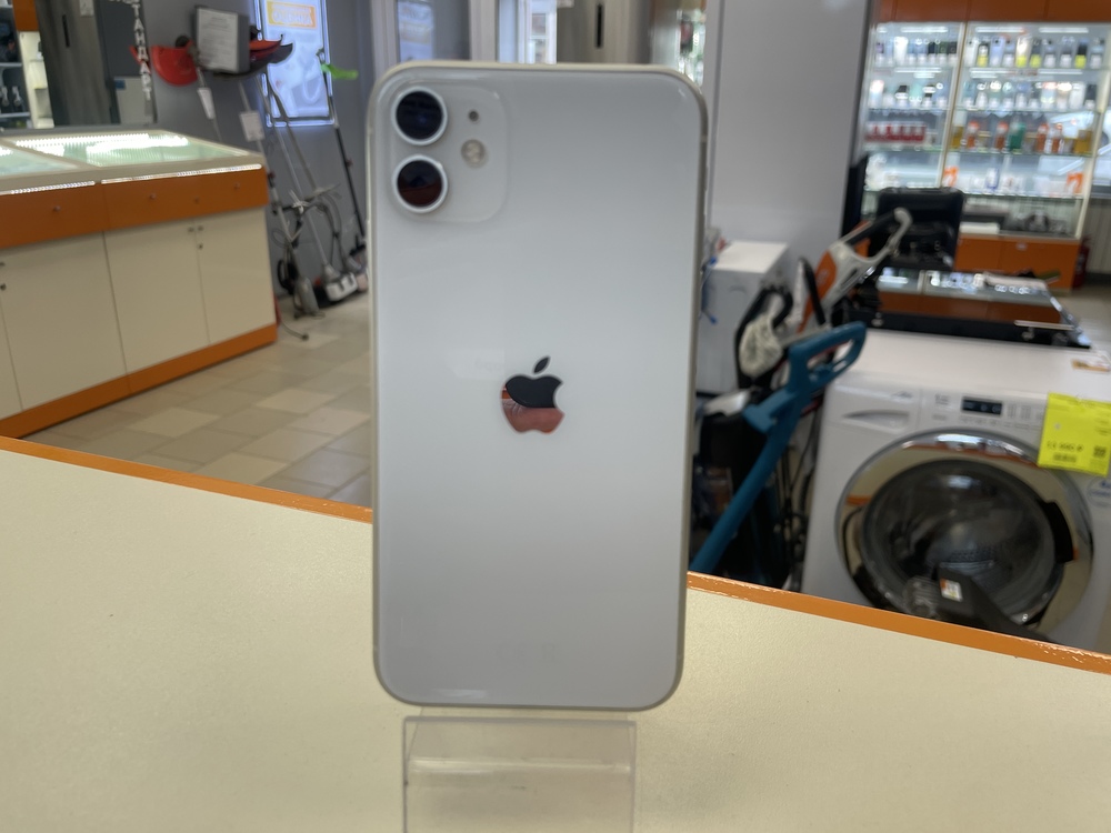 Смартфон Apple iPhone 11 128Gb