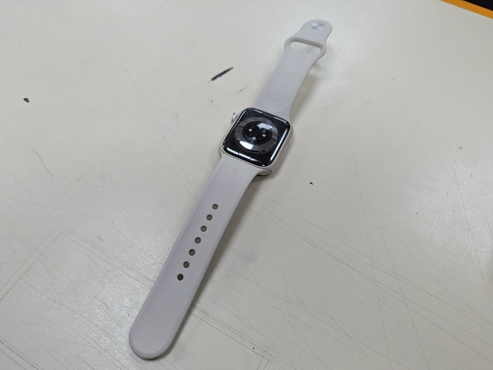 Смарт-часы Apple Watch Series 8 45mm