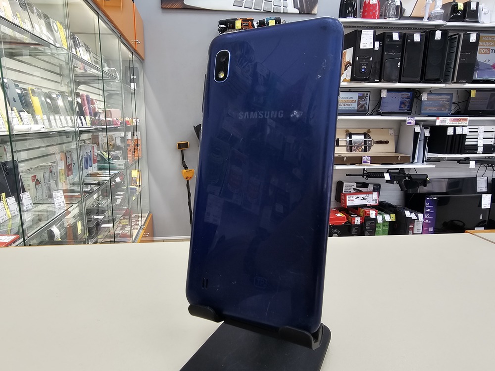 Смартфон Samsung Galaxy A10 2/32