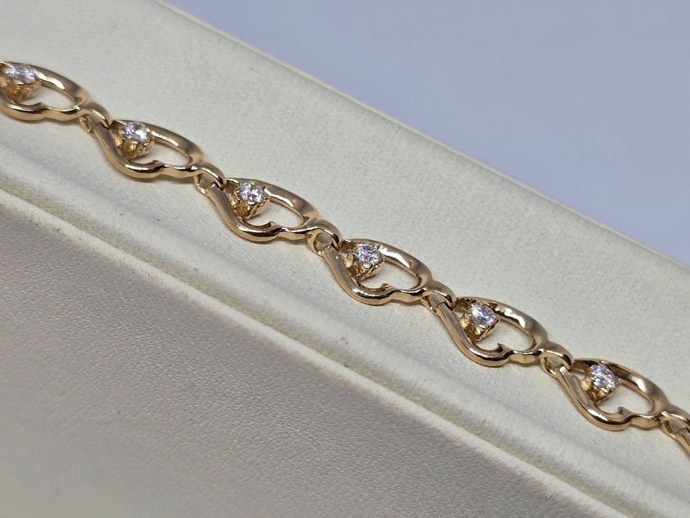 Б585 БРАСЛЕТ С КАМНЯМИ (Au 585)