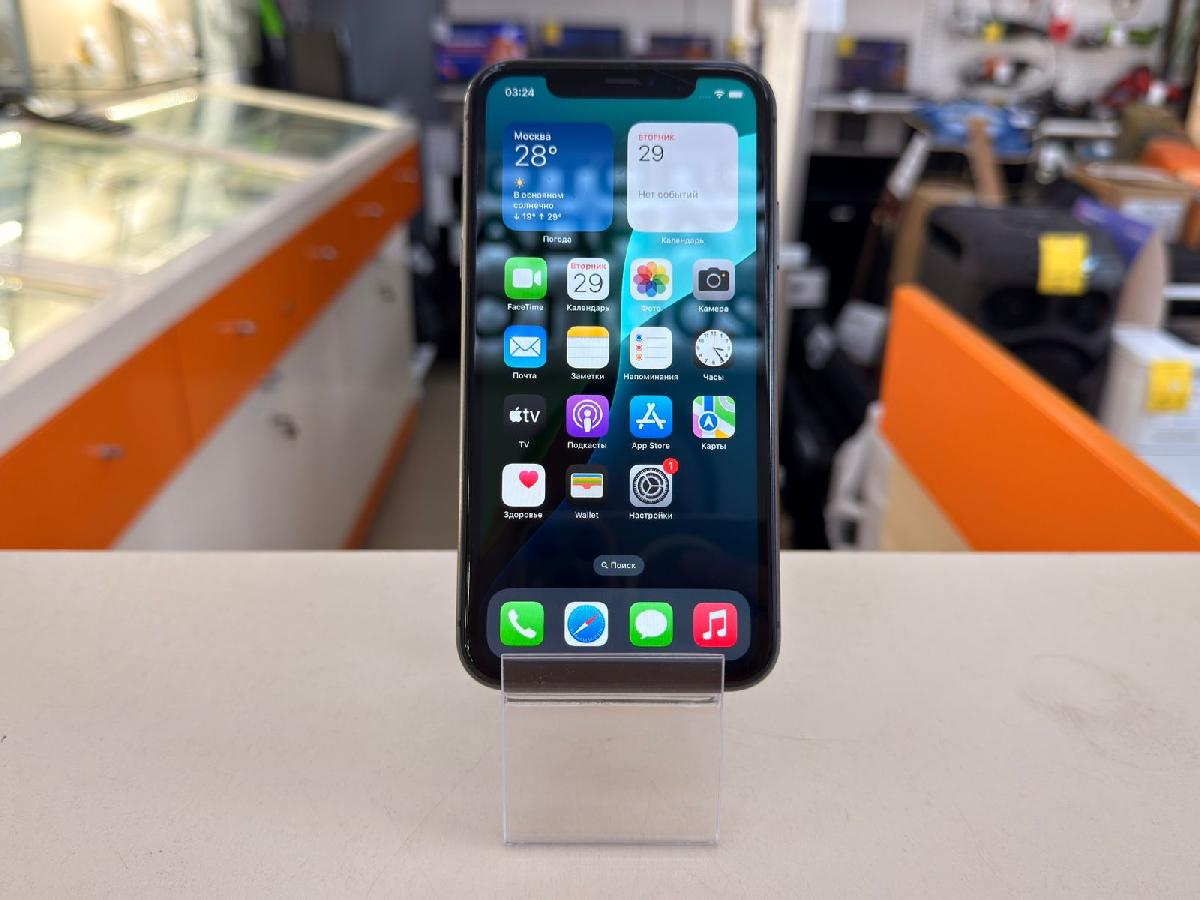 Смартфон Apple iPhone 11 64Gb