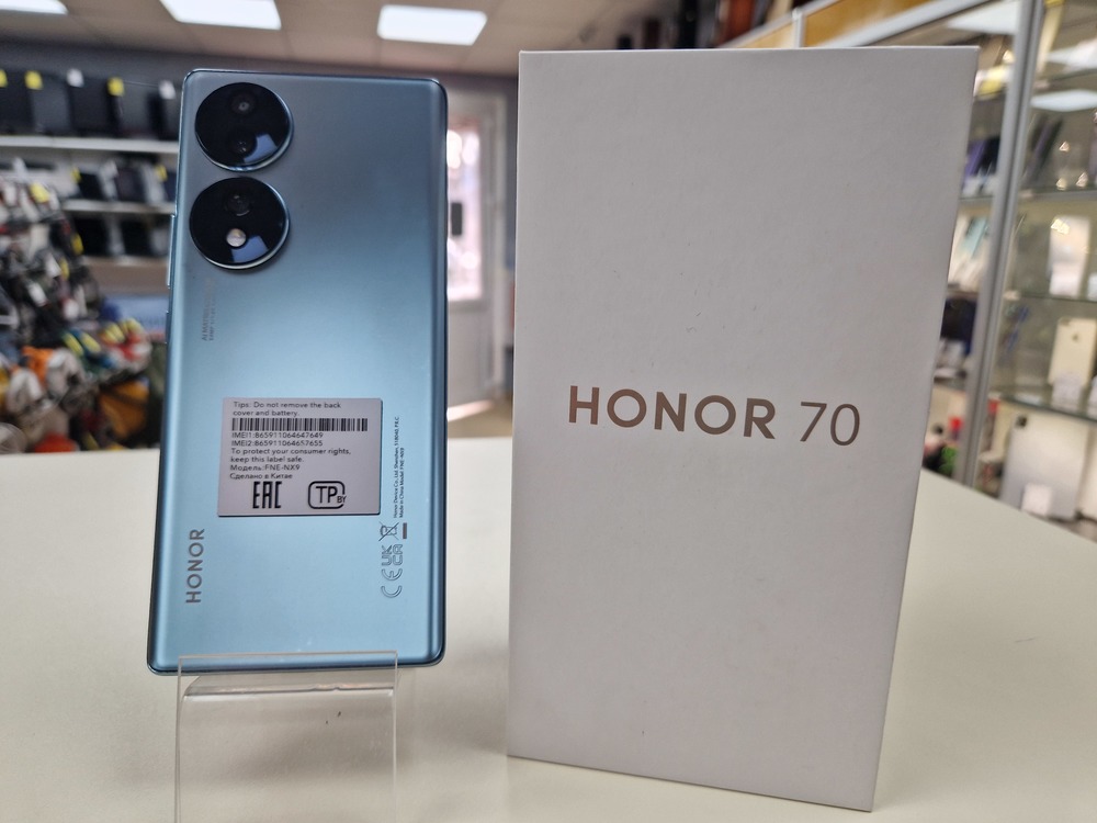 Смартфон Honor 70 8/128