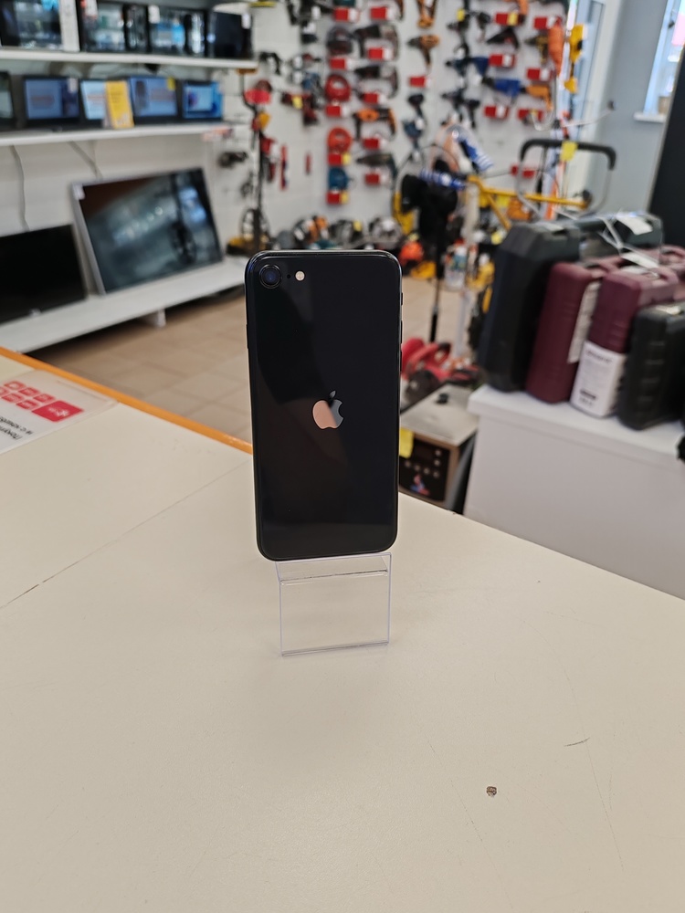 Смартфон Apple iPhone SE 2020 64Gb