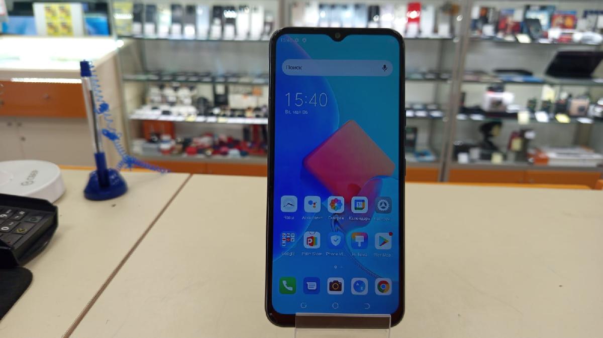 Смартфон Tecno Spark 8C 4/64