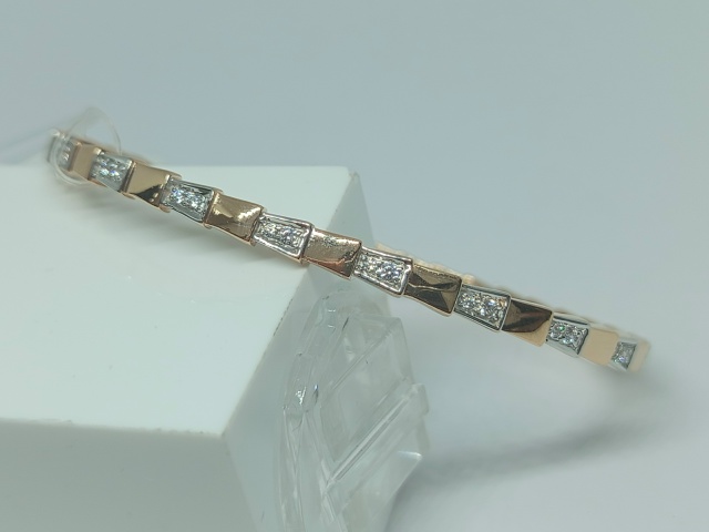 бр1364 БРАСЛЕТ ЖЕСТКИЙ с камнями (Au 585)
