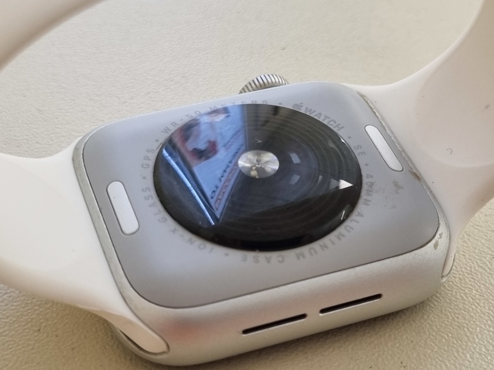 Смарт-часы Apple Watch SE 40mm