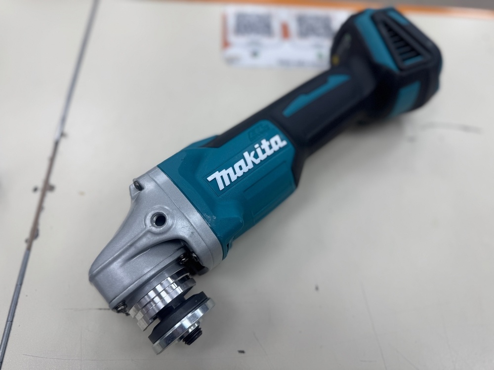 Угловая шлифмашина Makita No name;