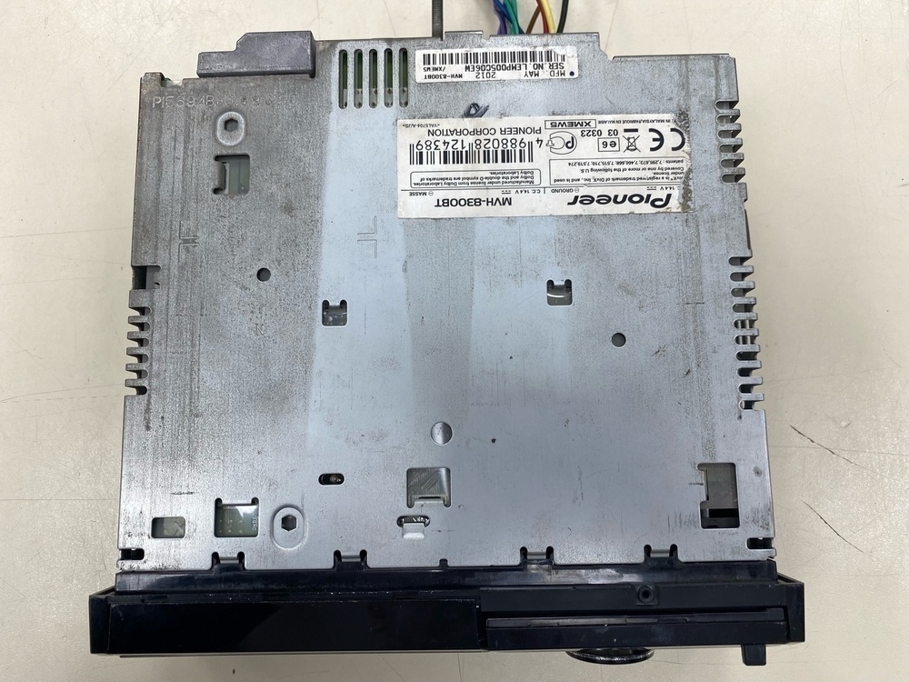 Автомагнитола Pioneer MVH-8300BT