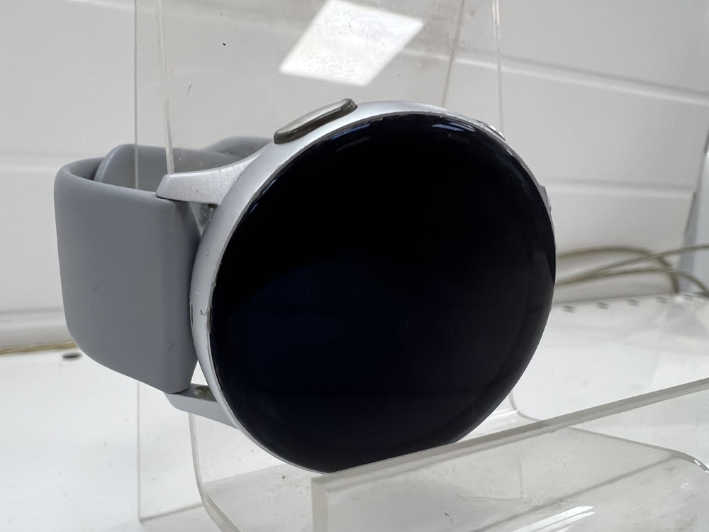 Смарт-часы Samsung Watch Active 2