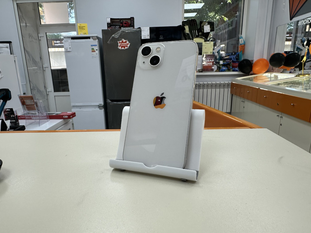 Смартфон Apple iPhone 13 128Gb
