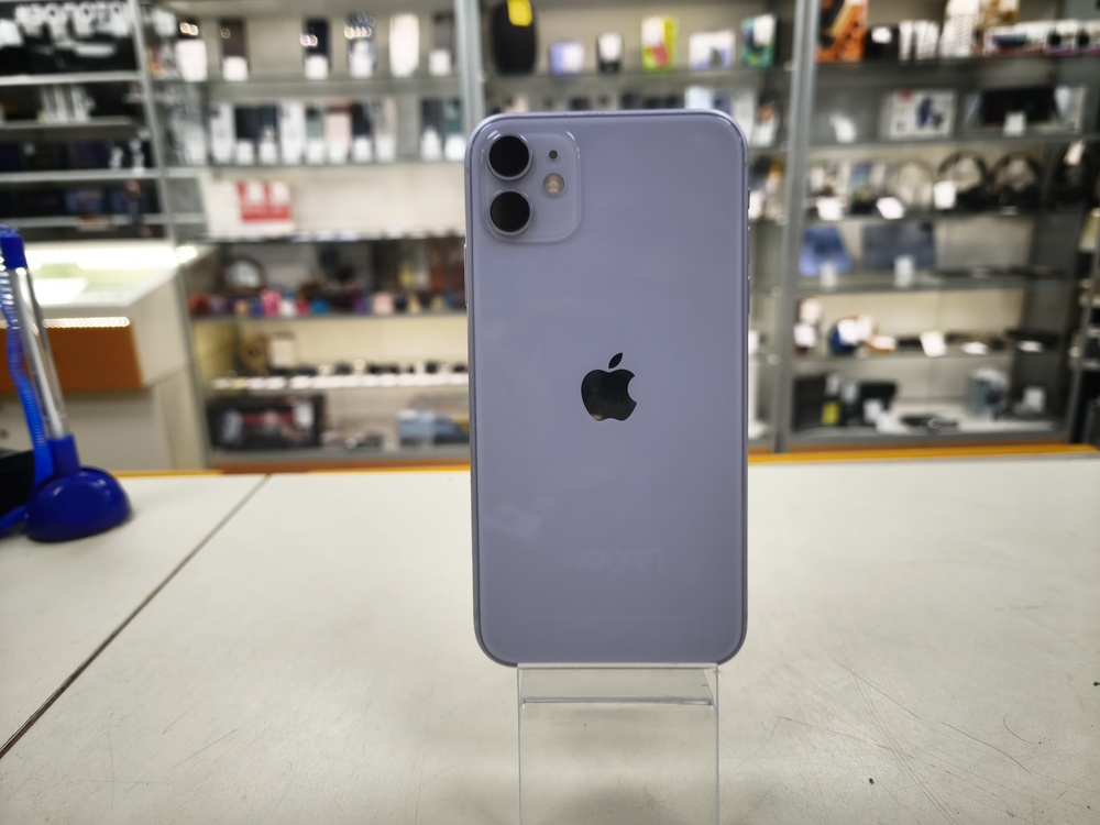 Смартфон Apple iPhone 11 64Gb