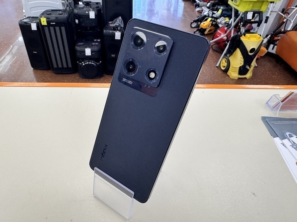 Смартфон Infinix Note 30 PRO 8/256