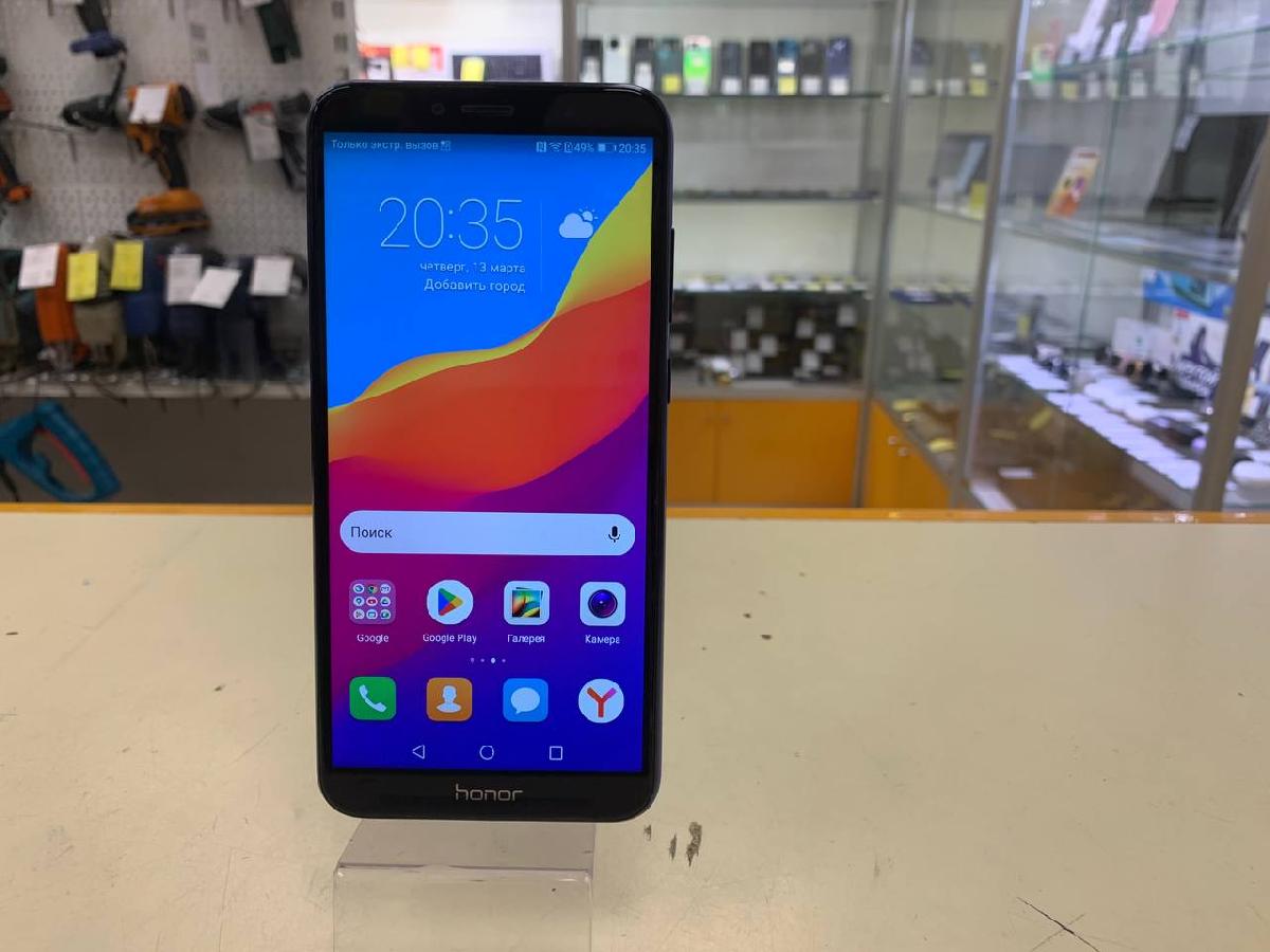 Смартфон Honor 7C 3/32
