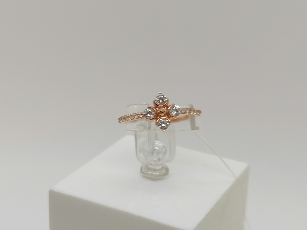 КОЛЬЦО С КАМНЯМИ (Au 585)