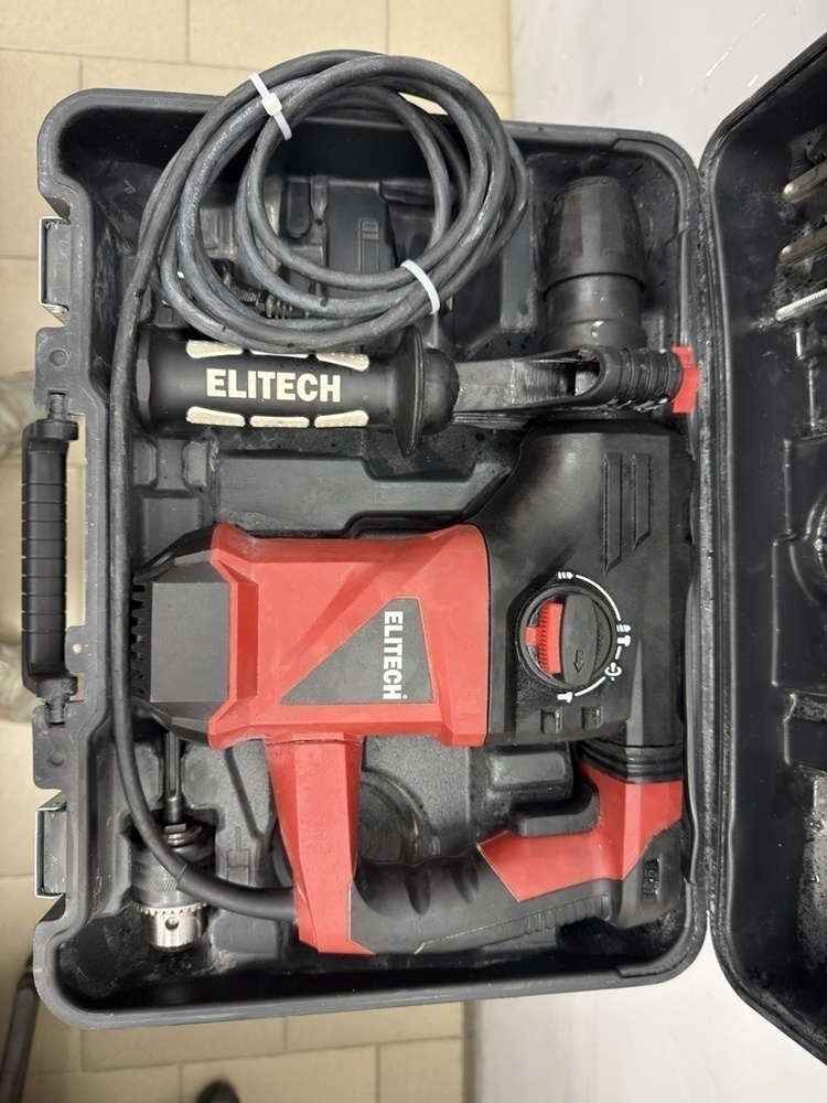 Перфоратор Elitech П 4-32ЭМ