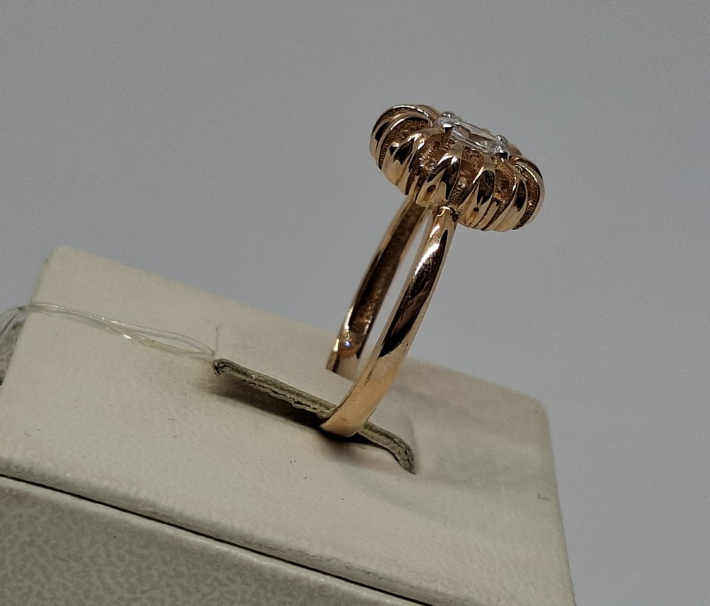 КОЛЬЦО С КАМНЯМИ (Au 585)