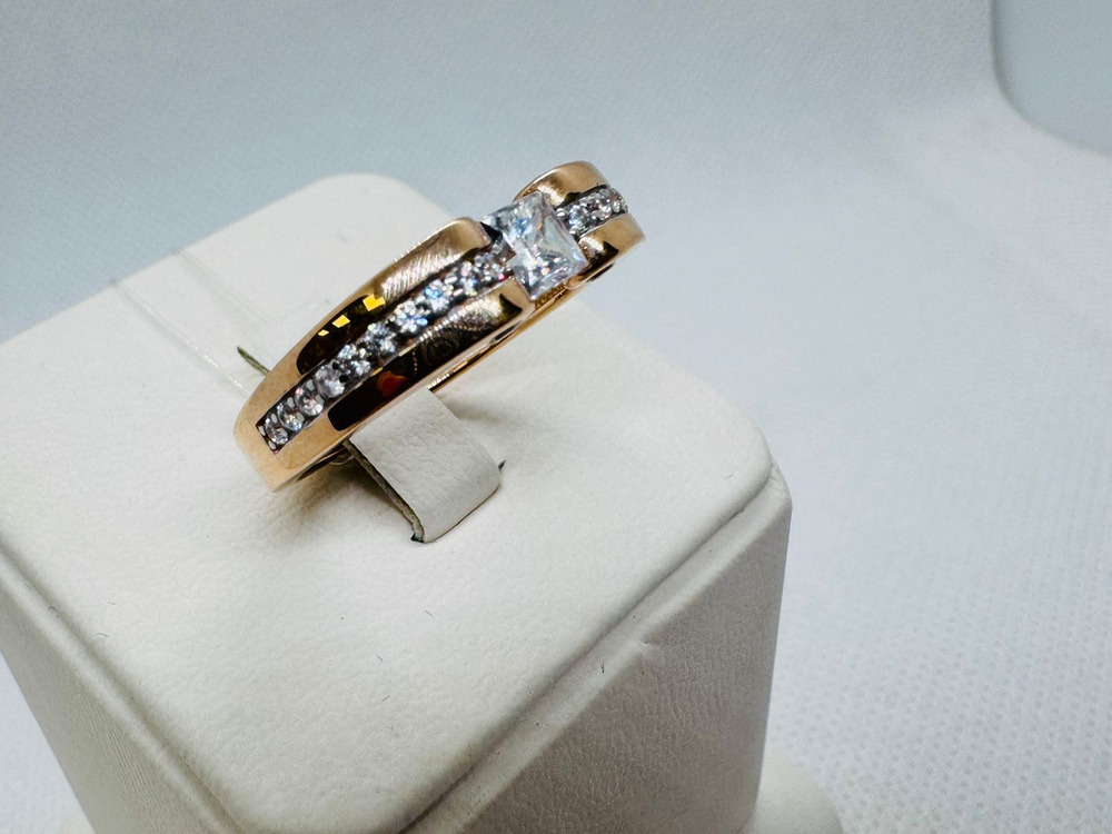 КОЛЬЦО С КАМНЯМИ (Au 585)