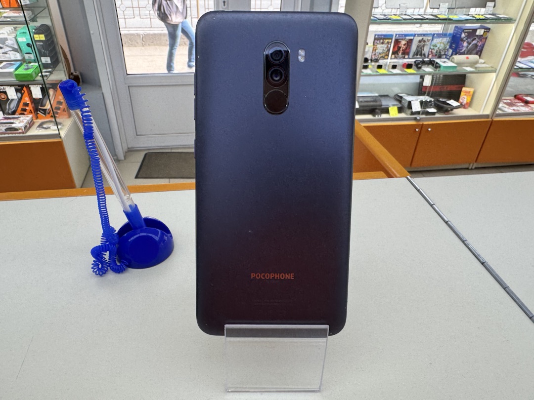 Смартфон POCO F1 6/64