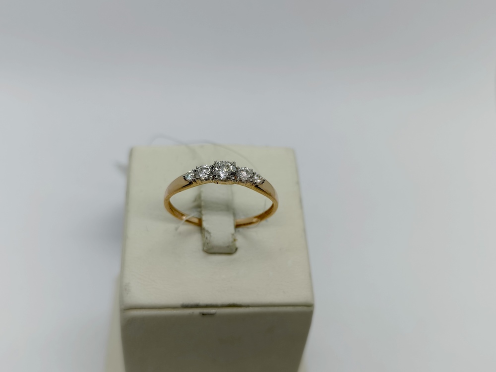 КОЛЬЦО С КАМНЯМИ (Au 585)