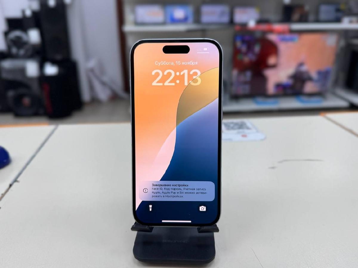 Смартфон Apple Iphone 15 128Gb