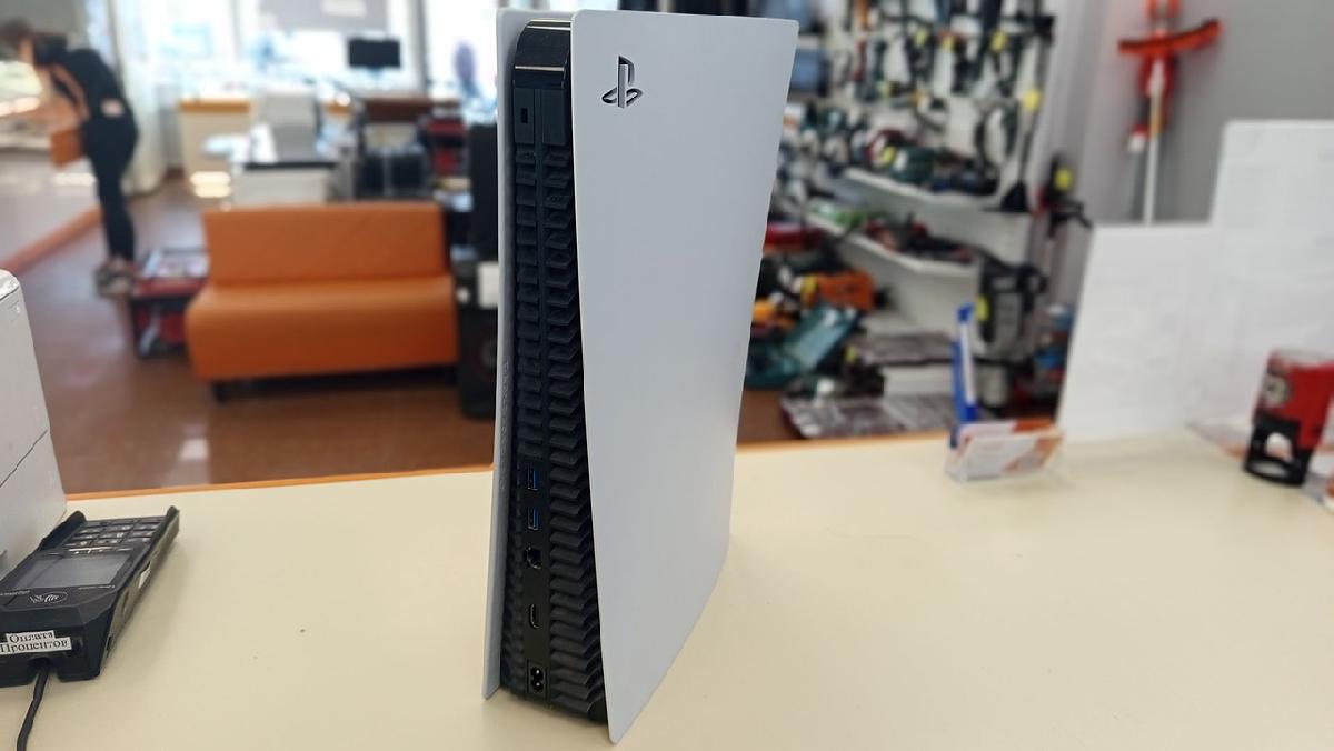 Игровая приставка PlayStation 5 Digital Edition 825Gb