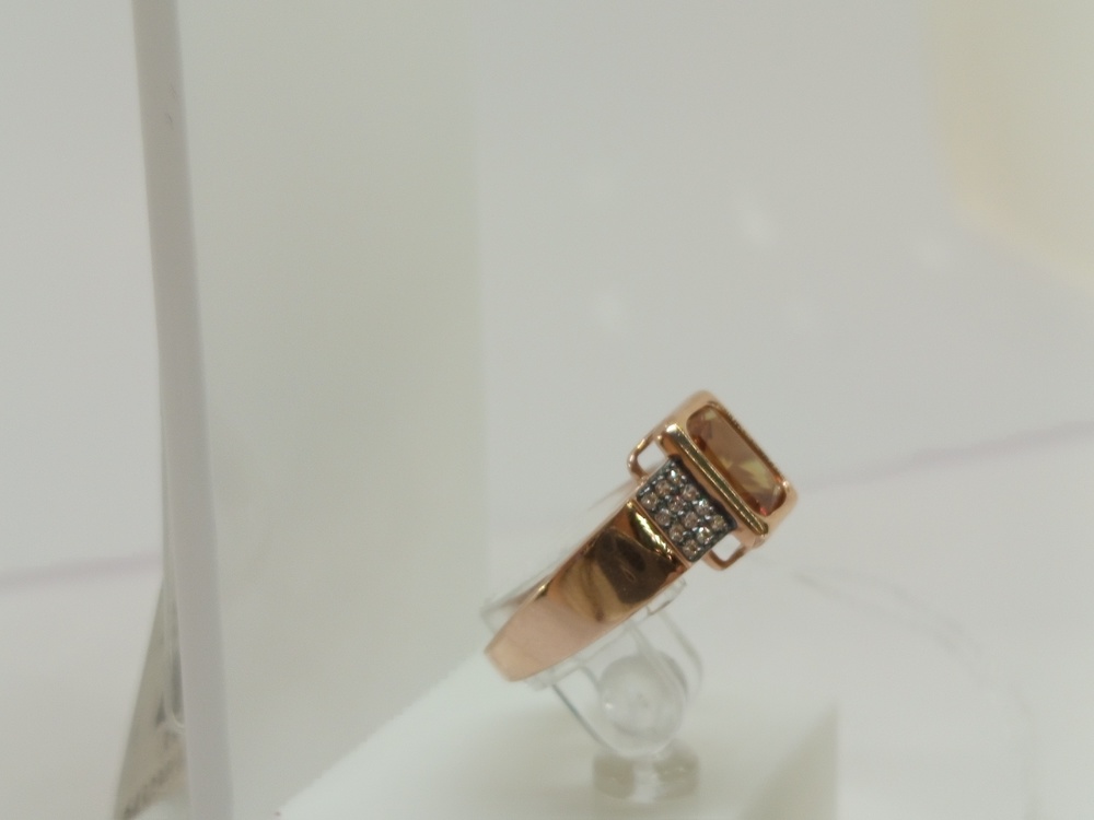 КОЛЬЦО С КАМНЯМИ (Au 585)