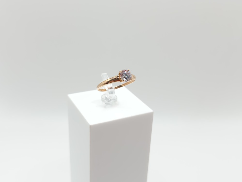 КОЛКМ585 КОЛЬЦО С КАМНЕМ (Au 585)