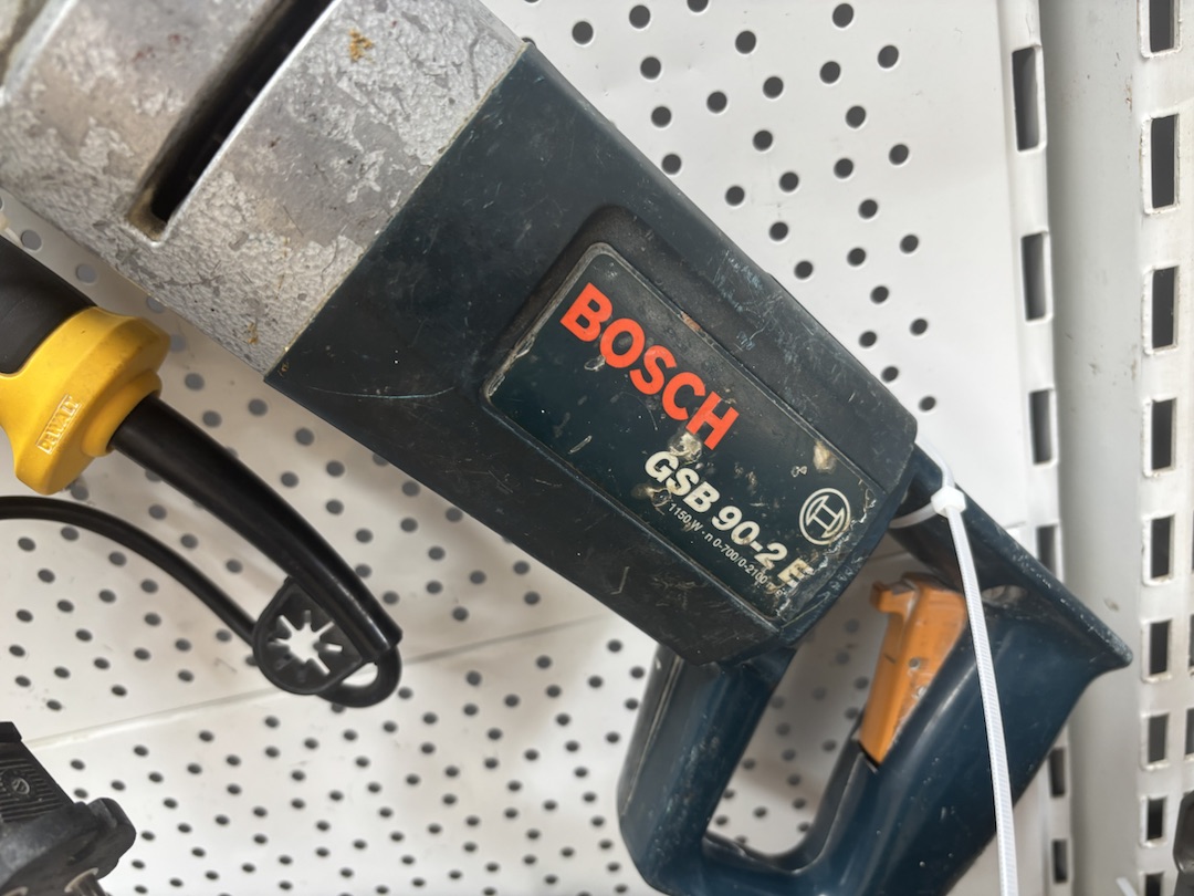 Дрель-ударная Bosch GSB 90-2E
