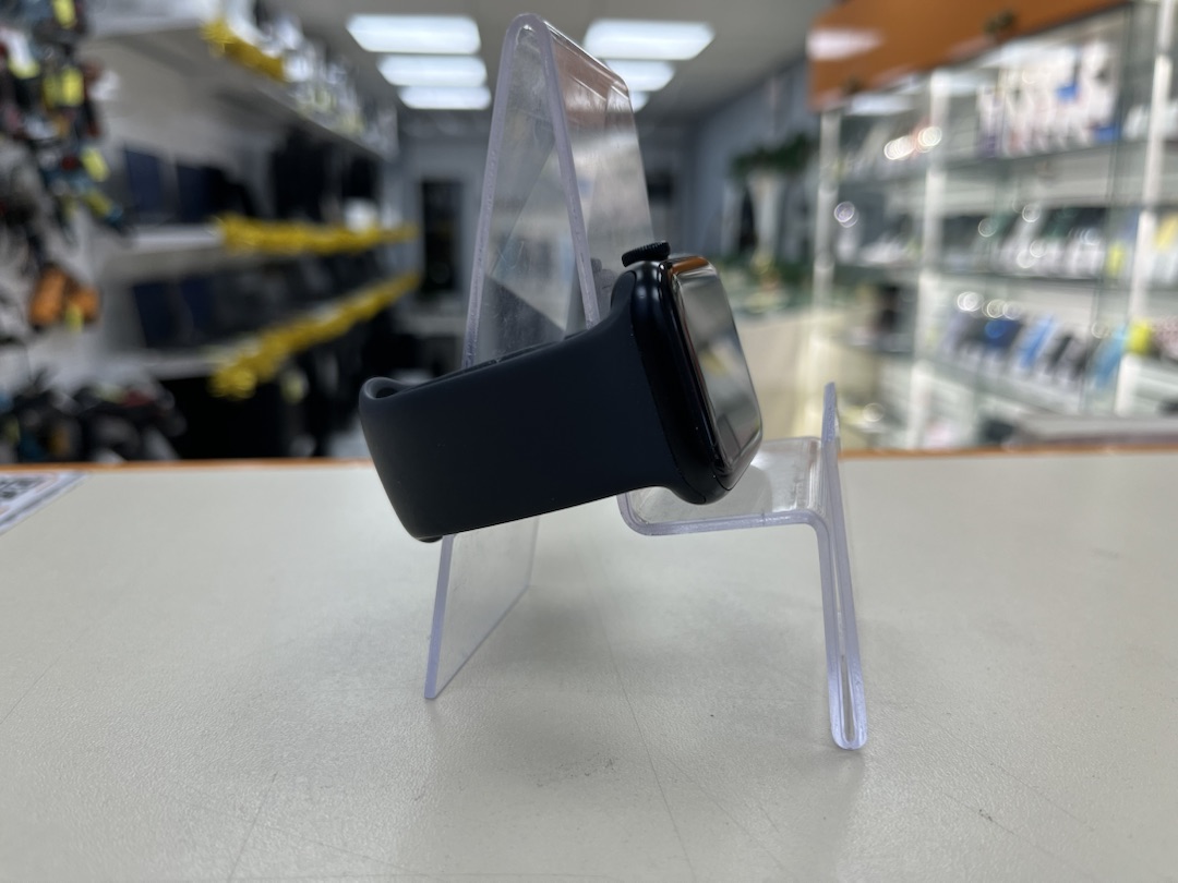 Смарт-часы Apple Watch SE 2022 44mm